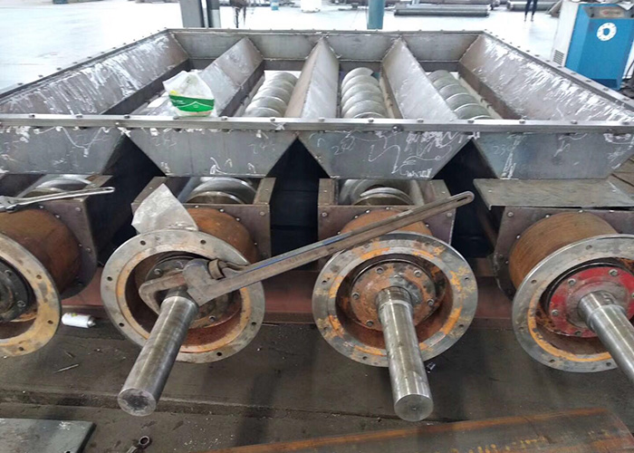 多軸螺旋輸送機